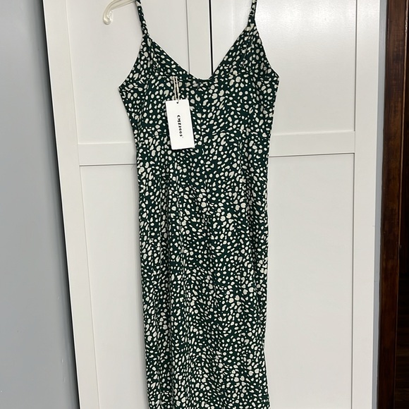 Womens Dress - Picture 6 of 8